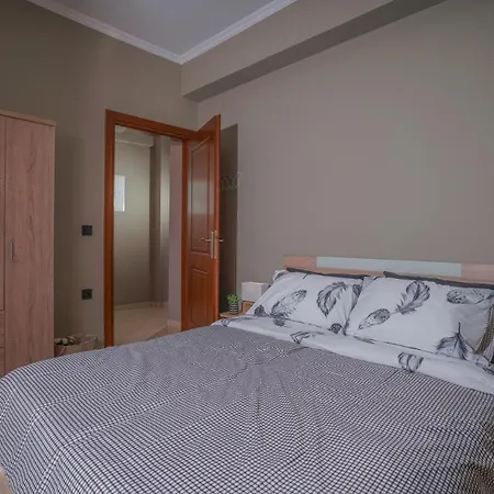 Joye Haste Apartment